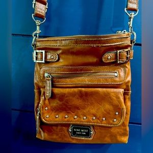 Nine West crossbody bag, vintage, great condition!